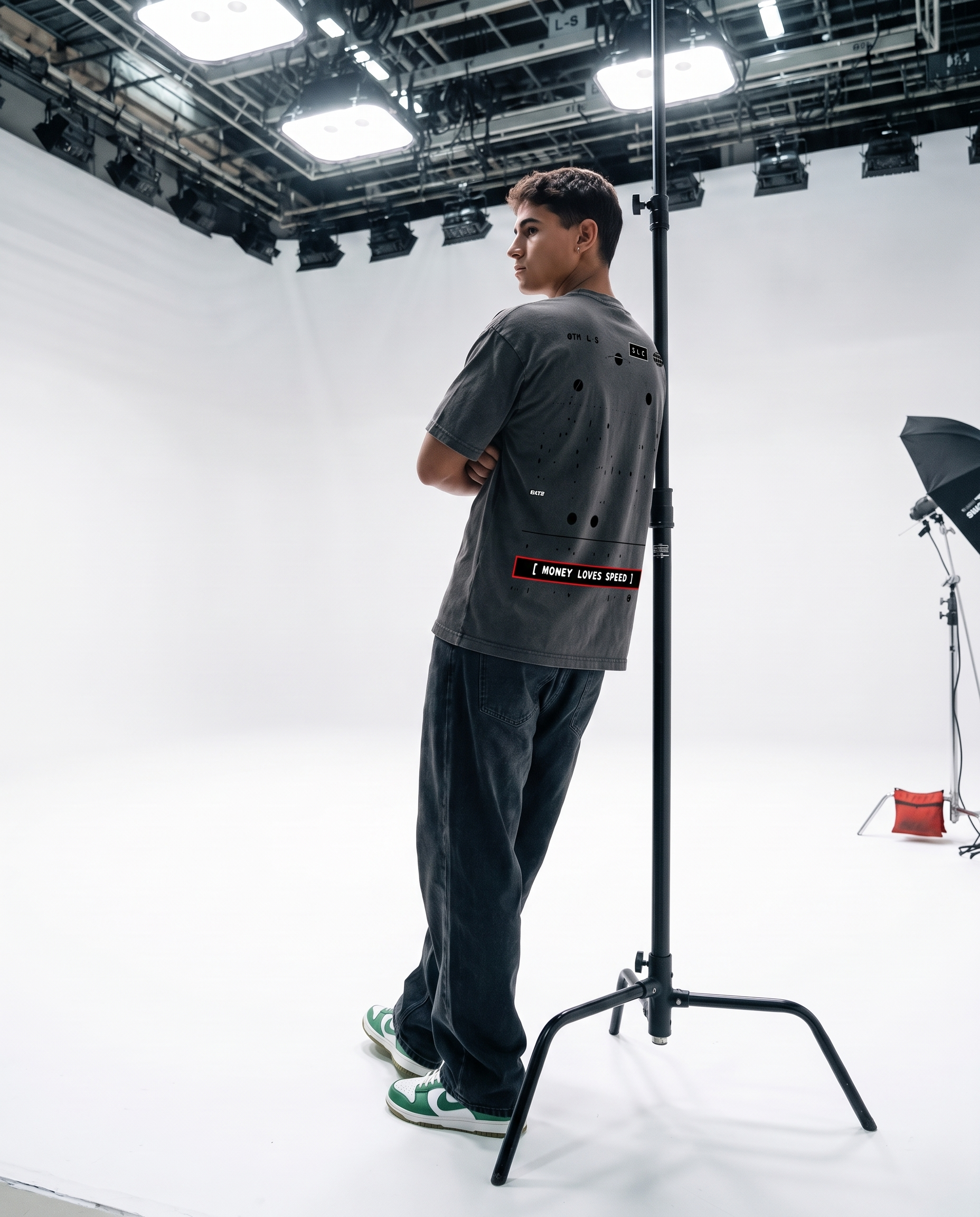 Money Loves Speed — studio